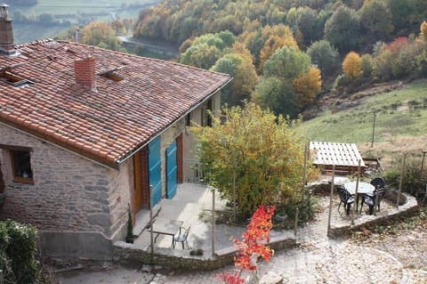 Gites Des Esselards Vacation rental in Auvergne-Rhône-Alpes