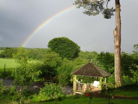 Black Burn Lodge B & B Bed and Breakfast in England