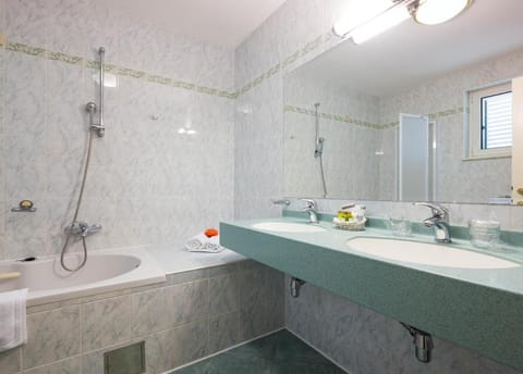 Hotel Bacchus Hotel in Baška Voda