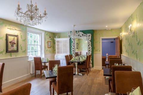 The Wychwood Inn Hotel in West Oxfordshire District