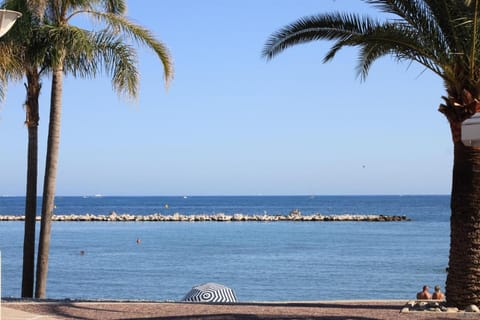 Azur 3000 Apartment in Nice