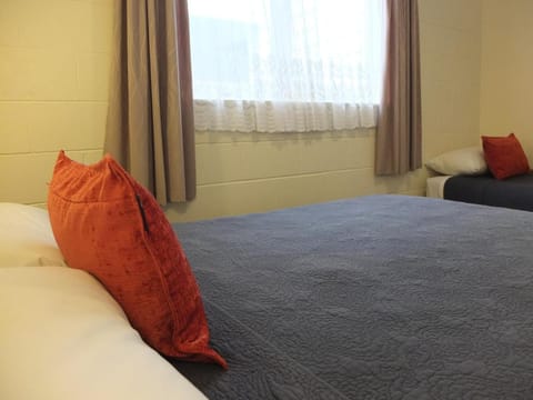 Colonial Court Motel Motel in Cambridge