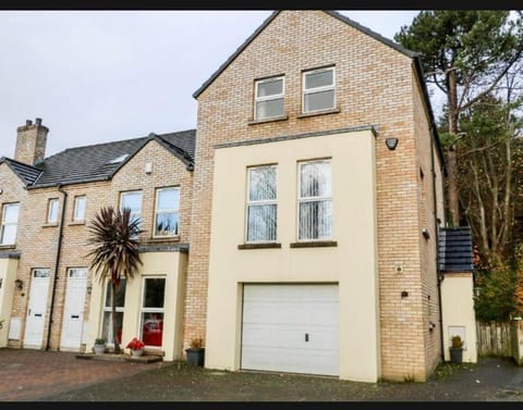 Causeway Holiday Homes Vacation rental in Coleraine