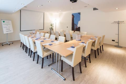 Holiday Inn Express Neunkirchen By IHG Hotel in Saarland, 66, Germany