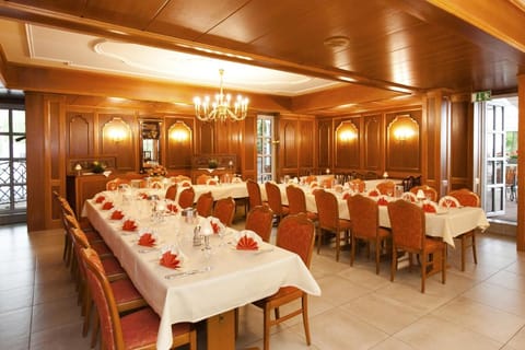 Hotel-Restaurant Breitenbacher Hof Hotel in Cologne