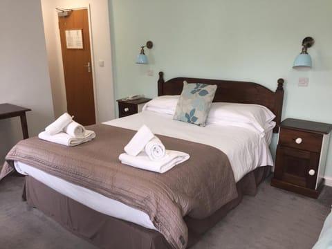 Mullions 51 B&B Bed and Breakfast in Glastonbury