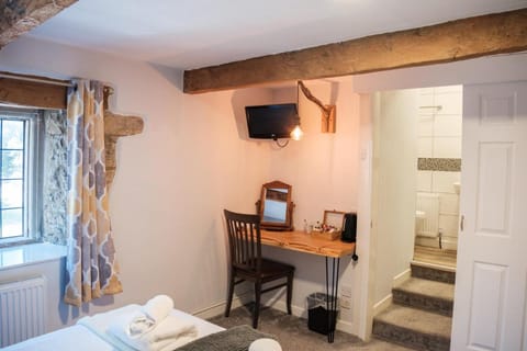Mullions 51 B&B Bed and Breakfast in Glastonbury