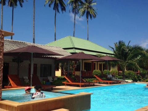 Khum Laanta Resort Resort in Sala Dan