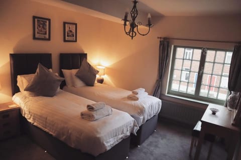 Duke William Hotel Inn in Lincoln