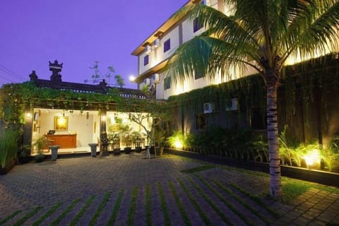 Gana Inn Legian Hotel in Kuta