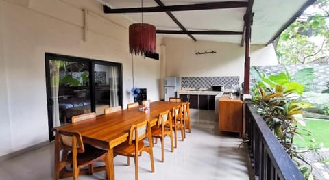 Kumpul Kumpul Villa Seminyak - CHSE Certified Villa in Kuta