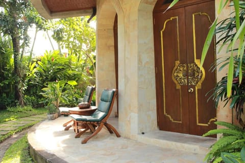 Dewani Villa Resort Campground/ 
RV Resort in North Kuta