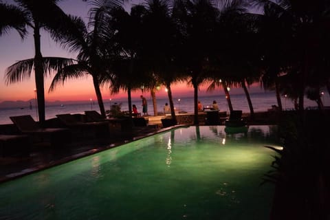 1000 Dream Bungalow & Restaurant Hotel in Buleleng