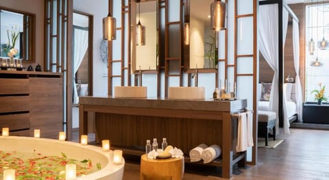 The Sarojin Resort in Khuekkhak