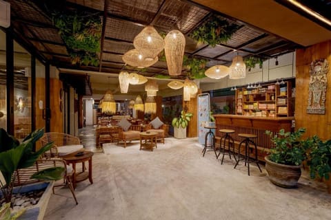 Fourteen Roses Boutique Hotel, Kuta Hotel in Kuta