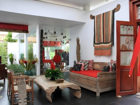 Kamar Kamar Rumah Tamu Boutique Hotel Bed and Breakfast in Kuta