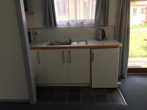 Regatta Point Tavern & Holiday Villas Campground/ 
RV Resort in Strahan