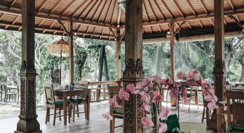 Bucu View Bungalow Hotel in Ubud