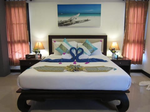 Kokotel Khao Lak Seascape Hotel in Khuekkhak