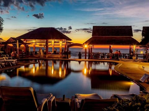 Lanta New Beach Hotel in Sala Dan