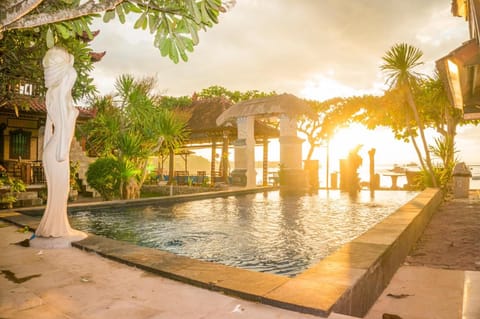 Bungalow No 7 Campground/
RV Resort in Nusapenida