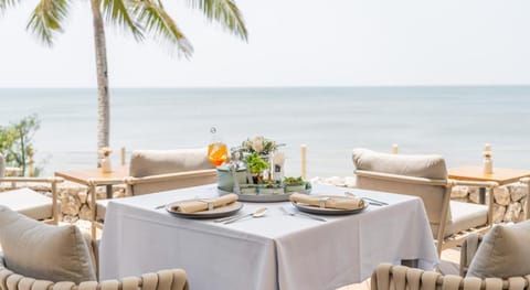 Casa De La Flora Hotel Resort in Khuekkhak