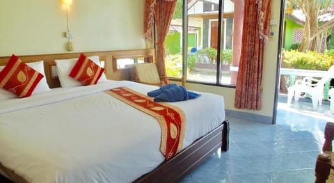 Blue Andaman Lanta Resort Resort in Sala Dan