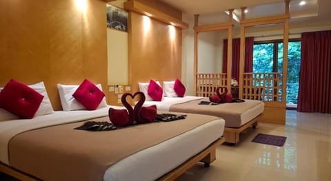 Lanta Summer House Hotel in Sala Dan