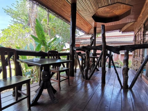 Lanta White Rock Resort in Krabi Changwat