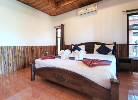 Lanta White Rock Resort in Krabi Changwat