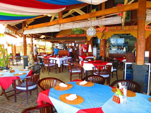 Amed Cafe & Hotel Kebun Wayan Vacation rental in Abang