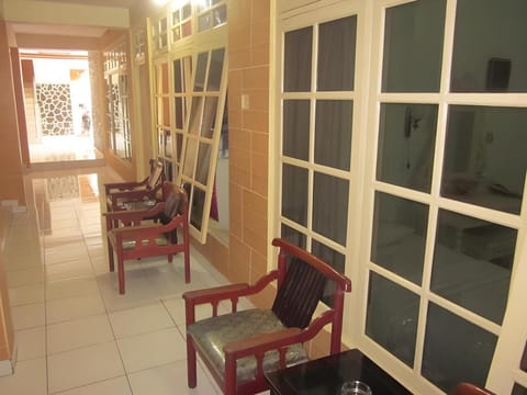 OYO 2580 Hotel Puri Royan Hotel in Denpasar