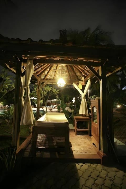 Puri Naga Beachfront Cottages Hotel in Kuta