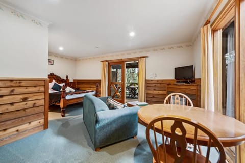 Cradle forest inn Hotel in Tasmania