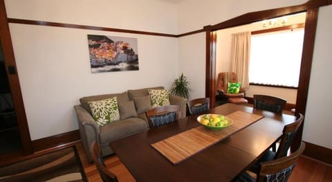 Moonah Central Apartments Hotel in Glenorchy