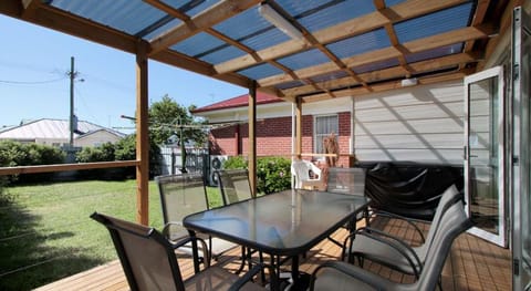 Moonah Central Apartments Hotel in Glenorchy