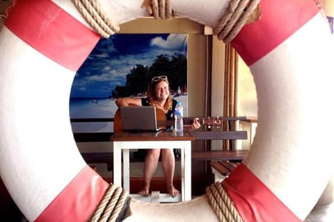 Non La Mer Hostel Hostel in Sala Dan