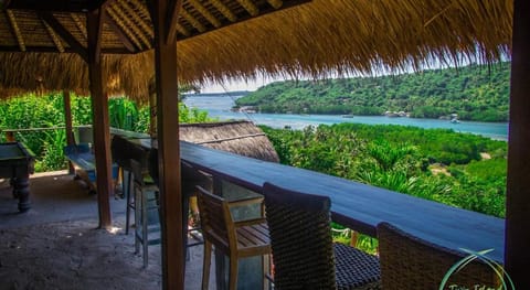 Twin Island Villas Campground/ 
RV Resort in Nusapenida