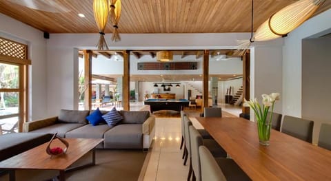 Villa Kinaree Estate Villa in Kuta