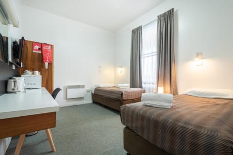 Bridge Hotel Motel in Smithton