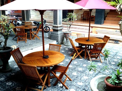 Agus Beach Inn Hotel in Kuta