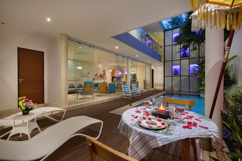 Beautiful Bali Villas - 6 mins walk to the beach Villa in Kuta