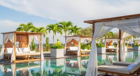 Cross Paasha Bali Seminyak Hotel in Kuta