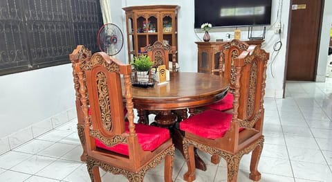 Wooden Friend House Hotel in Krabi Changwat