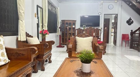 Wooden Friend House Hotel in Krabi Changwat