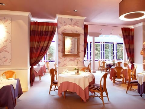 Tufton Arms Hotel Hotel in Moot Hall