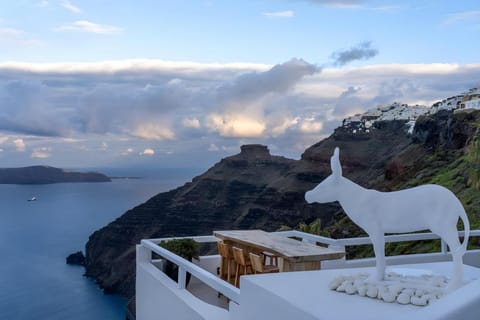 Mill Houses New Elegant Suites Apartment in Thera