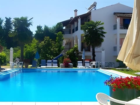 Angela Hotel & Apartments Hotel in Gouvia