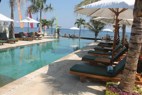 Kelapa Lovina Beach Villa Bed and Breakfast in Buleleng