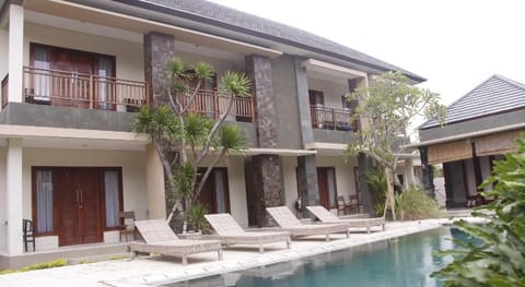 Jonsen Homestay Bed and Breakfast in North Kuta